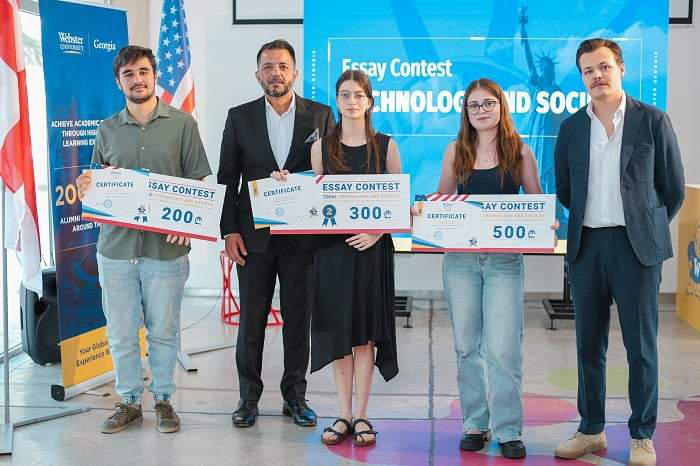 Webster University Georgia-ში ამერიკის დამოუკიდებლობის დღისადმი მიძღვნილი ესეების კონკურსი დასრულდა
