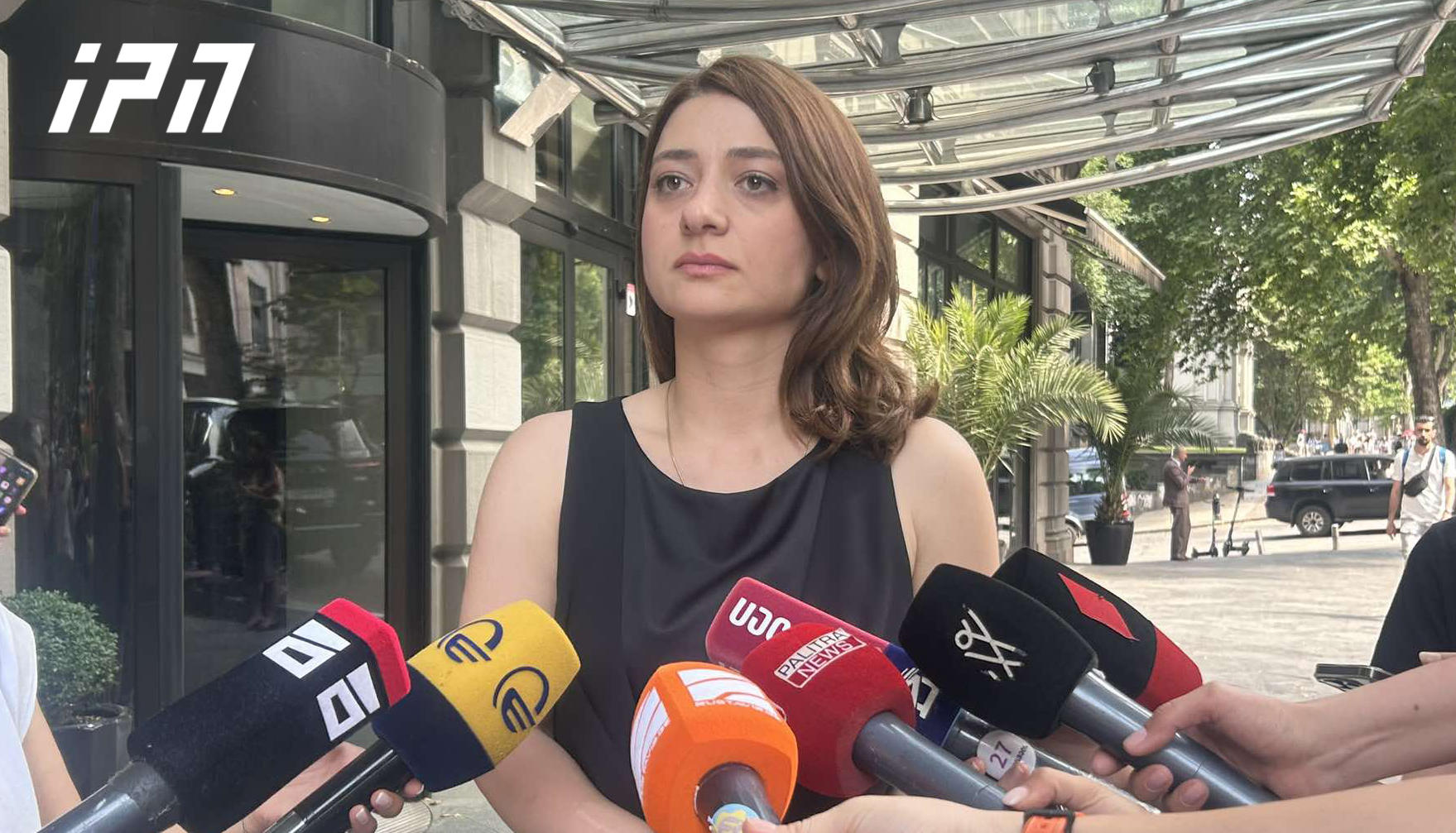 ანა ბუჩუკური - უზრა ზეიას ვიზიტი გზავნილია, რომ სტრატეგიული პარტნიორები, მიუხედავად ანტიდასავლური რიტორიკისა და თავდასხმისა, არ ტოვებენ ქვეყანას მარტო - მთავარია არჩევნები გამოვიყენოთ როგორც კრიზისიდან უსაფრთხო და სწორი გამოსავალი