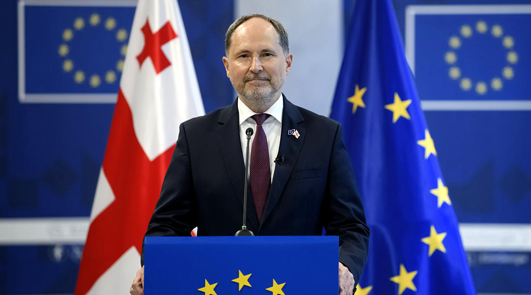 ევროკავშირის ელჩი „ქართული ოცნების“ ბილბორდებზე - ეს არის აღმაშფოთებელი, სამარცხვინო და ამაზრზენი - ჩვენ გვაქვს მშვიდობა უკრაინელი ხალხის მსხვერპლის წყალობით და ისინი იმსახურებენ ჩვენს უკიდურეს პატივისცემას