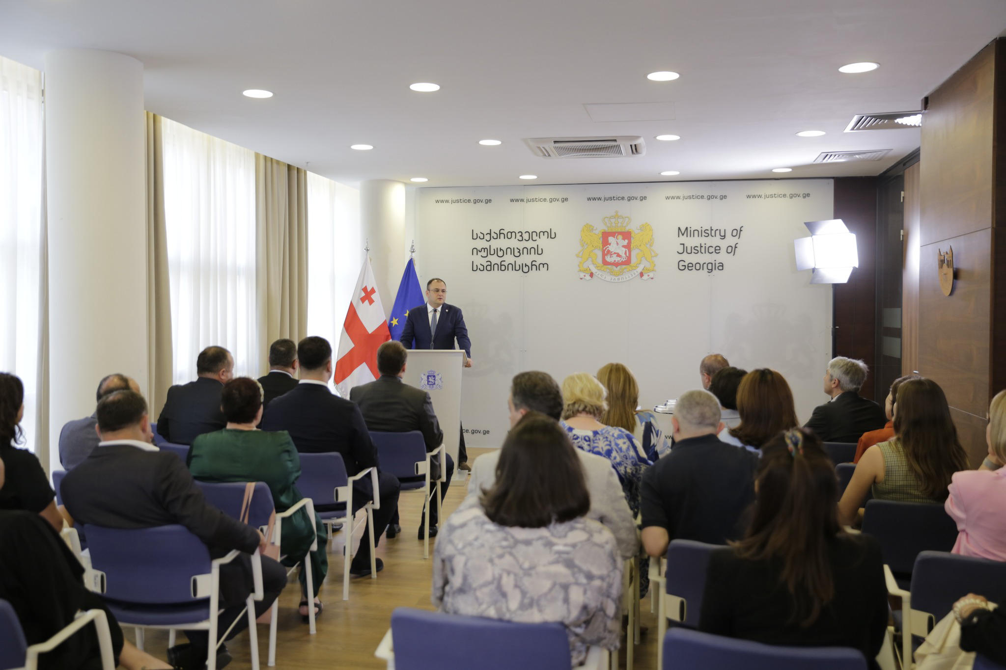 იუსტიციის სამინისტროს საგრანტო პროგრამის ფარგლებში სასჯელაღსრულების სამართლის ახალი სახელმძღვანელო გამოიცა