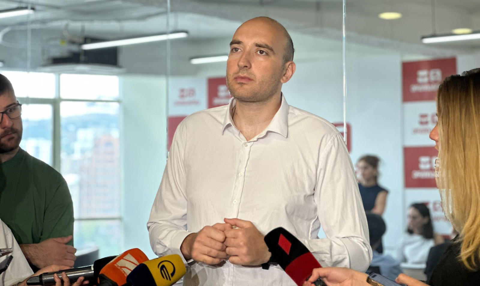 ირაკლი ფავლენიშვილი - ორგანიზაცია, „ქართული ოცნება“, დგას ნარატივზე, რომ დასავლეთი მთავარი ამრევია და ჰგონიათ, ასეთი განცხადებების ფონზე მათი დასავლეთისგან იზოლირება არ მოხდება - შედეგი სამწუხარო იქნება