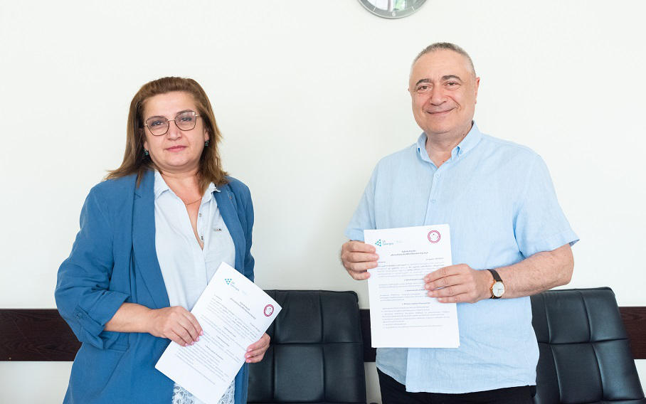 CIU-სა და „ჯუნიორ ეჩივმენთ საქართველოს“ შორის ურთიერთთანამშრომლობის მემორანდუმი გაფორმდა