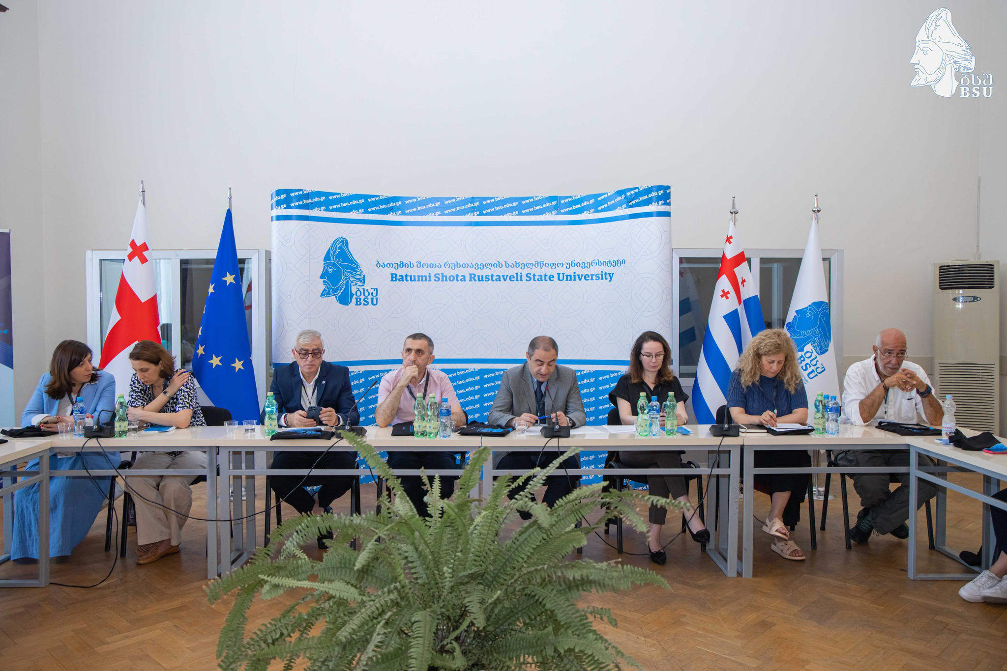 ბსუ-ში საერთაშორისო საზაფხულო სკოლა - „ინტერსექტორული თანამშრომლობა, ტექნოლოგიების ტრანსფერი და ინოვაცია“ გაიხსნა