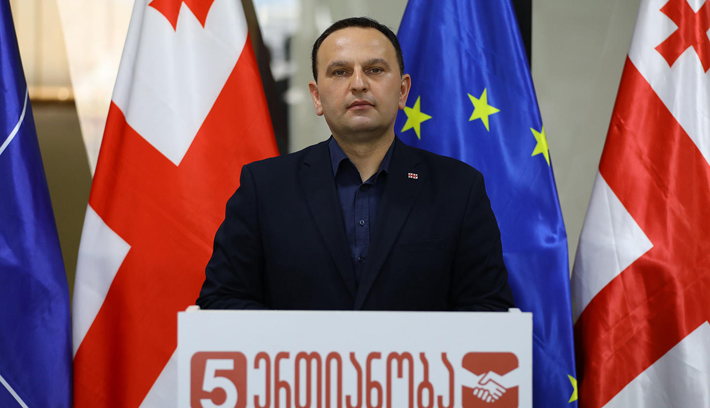 პაატა მანჯგალაძე - მგონი, „ქართული ოცნება“ ბნელმა ფანტაზიებმა გაიტაცა - ნახეს, რომ ტრამპს ესროლეს და რეიტინგმა აიწია, ამიტომ ფიქრობენ, რომ ბიძინას რეიტინგიც აიწევს თუ ვიტყვით, რომ ვიღაცას მისი რაღაცა უნდოდა