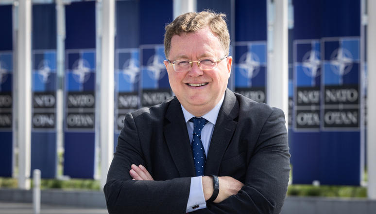 ნატო-მ უკრაინაში სპეციალური წარმომადგენელი დანიშნა