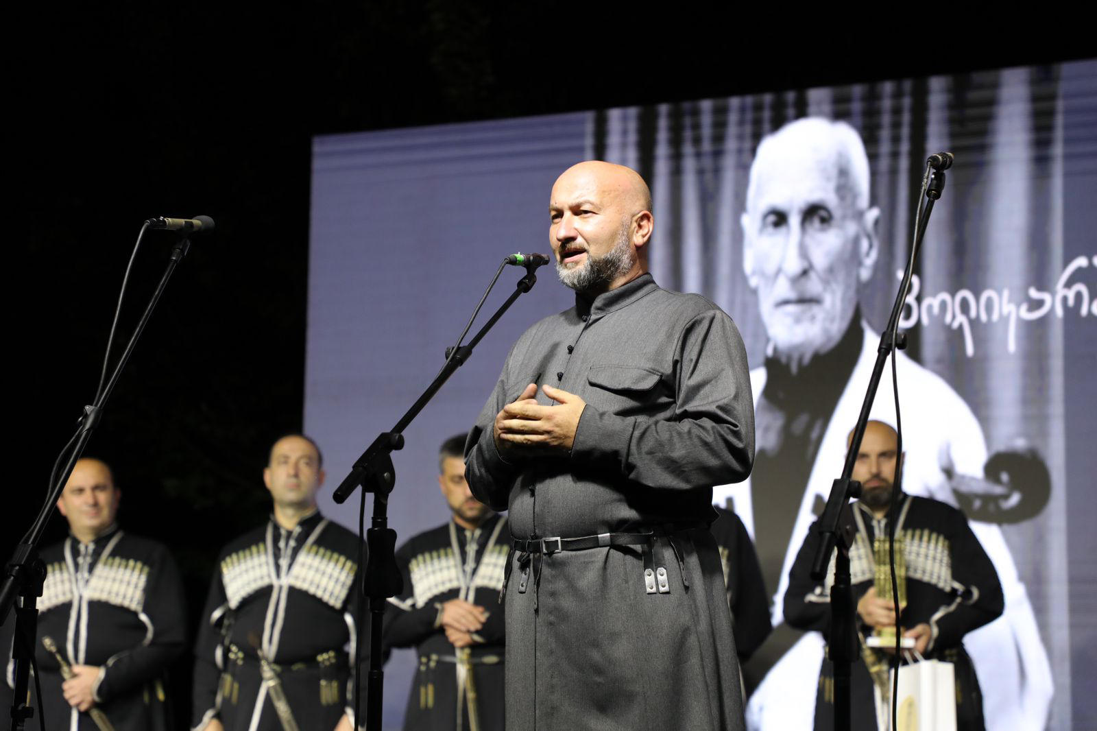 ზუგდიდში პოლიკარპე ხუბულავას სახელობის მეგრული ფოლკლორის IV საერთაშორისო ფესტივალი გალა კონცერტით დასრულდა