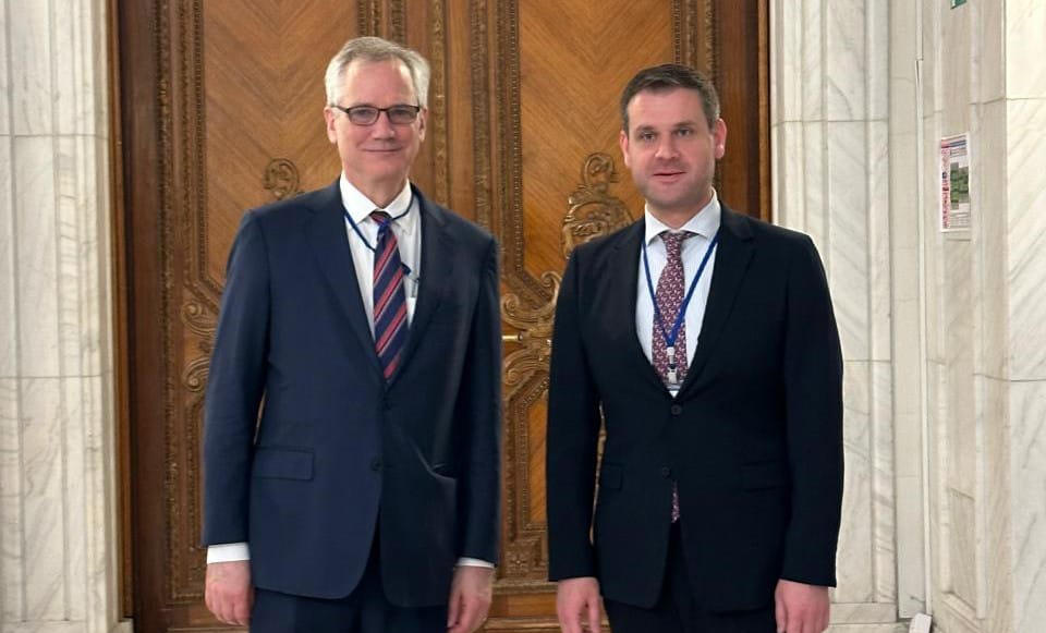 გენადი არველაძე აშშ-ის ენერგეტიკული დეპარტამენტის მდივნის თანაშემწეს ენდრიუ ლაითს შეხვდა