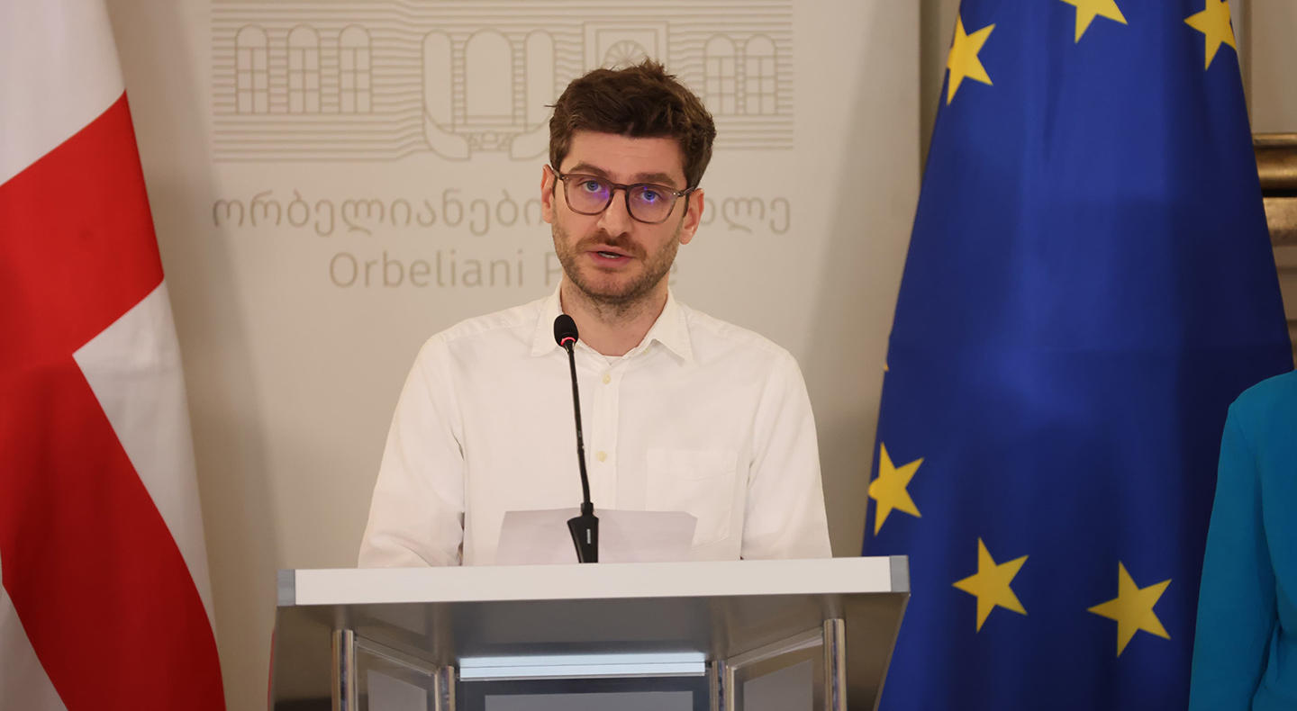 გურამ იმნაძე პრეზიდენტის განკარგულების შეჩერებაზე - სასამართლო ცდილობს უხეშად ჩაერიოს პრეზიდენტის ექსკლუზიურ უფლებამოსილებაში - გადაწყვეტილება სახიფათო და დამაზიანებელი პრეცედენტია