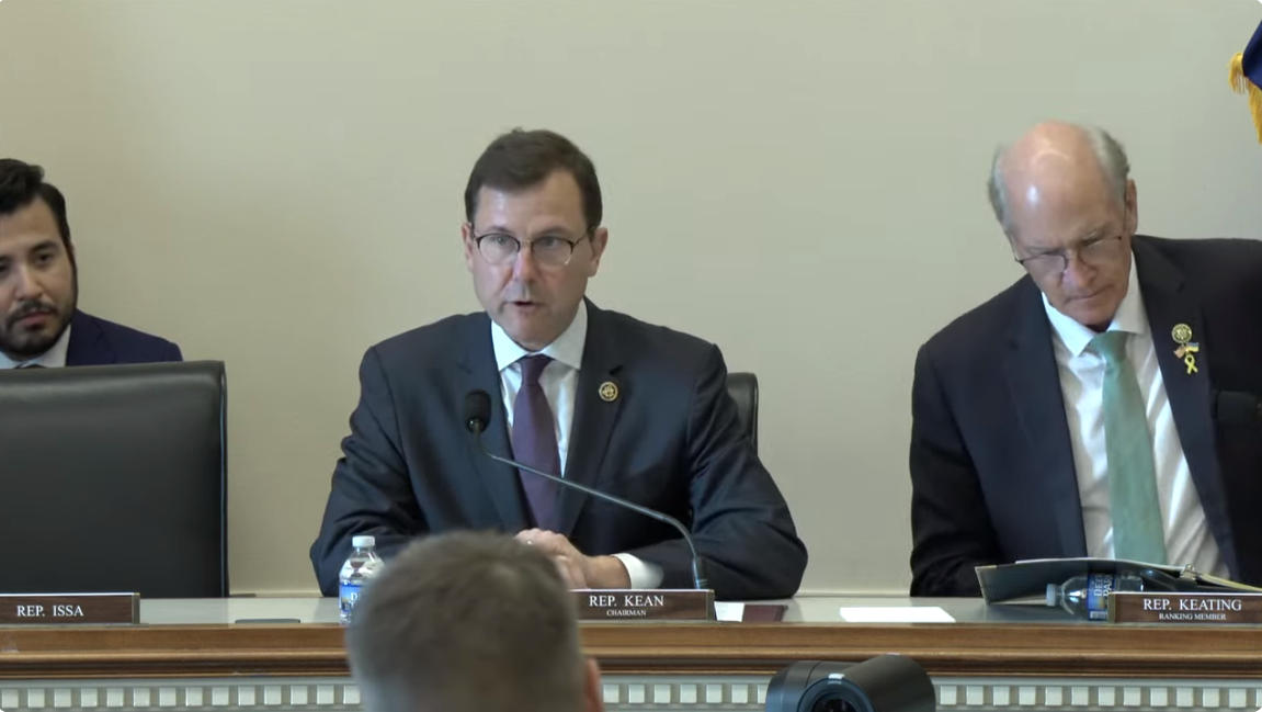 კონგრესმენი ტომ კინი - „ქართული ოცნების“ ბოლო ქმედებები იმედგამაცრუებელია - “უცხოური აგენტების” კანონმა საქართველოს დასავლეთთან ურთიერთობები შეწყვიტა, ეს ქმედებები სახეში აფურთხებს ქართველ ხალხს