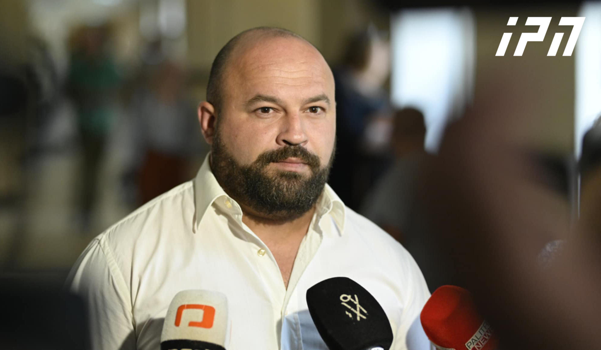 ფოთის საკრებულოს წევრი ლაშა რუხაია მაგისტრატ მოსამართლესთან გამოკითხვის შემდეგ - უაზრო კითხვები იყო, სიცილის მეტი არაფერი მიკეთებია - თუ გადატრიალებას დავაპირებ, დავაპირებ რუსეთში, მტერთან!