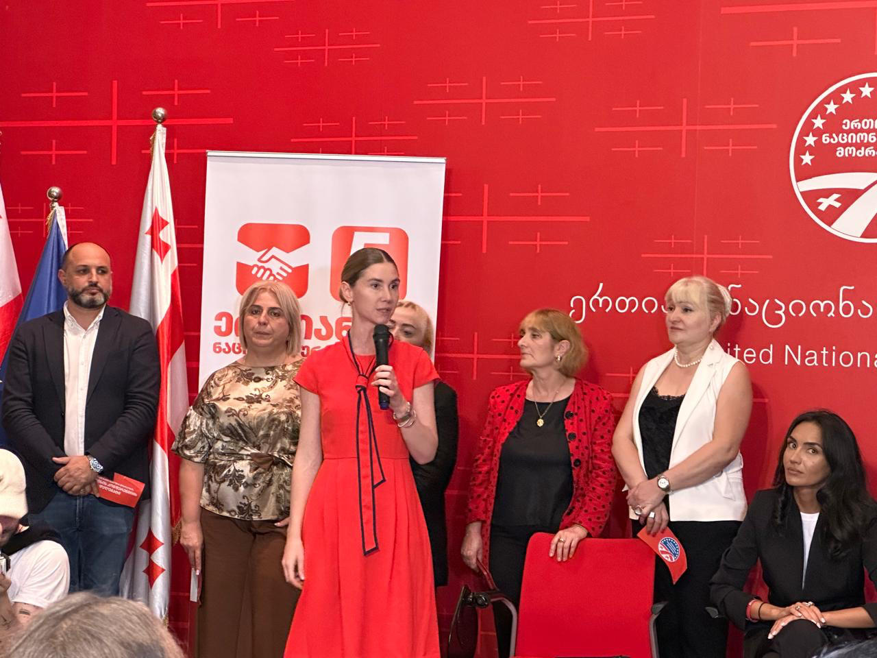 თინა ბოკუჩავა - ჩვენი ამოცანაა გავერთიანდეთ ცვლილებებისთვის, მოხარული ვარ, რომ ადამიანი, რომელსაც აქვს უშრეტი ენერგია უხელმძღვანელებს „ნაციონალური მოძრაობის“ კამპანიას დედაქალაქში, რომელსაც გადამწყვეტი სიტყვა ეთქმის გამარჯვებაში