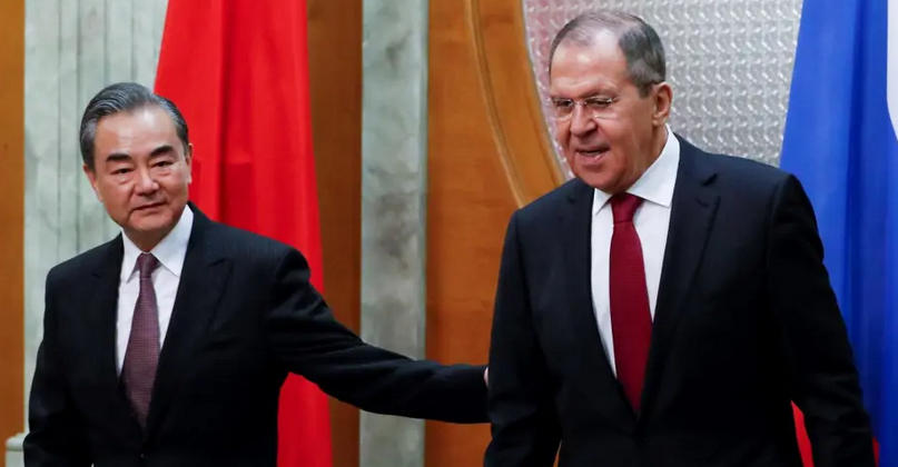 რუსეთისა და ჩინეთის საგარეო საქმეთა მინისტრები ლაოსში ერთმანეთს შეხვდნენ