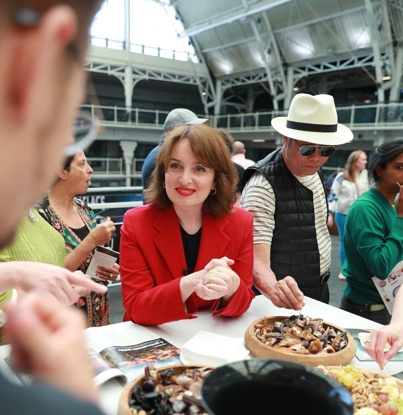 მაია ომიაძე - ჯეიმი ოლივერის მაყურებლებს შესაძლებლობა აქვთ მედია პლატფორმებით იმოგზაურონ საქართველოში, რაც ბევრ ტურისტს მოიზიდავს ჩვენს ქვეყანაში