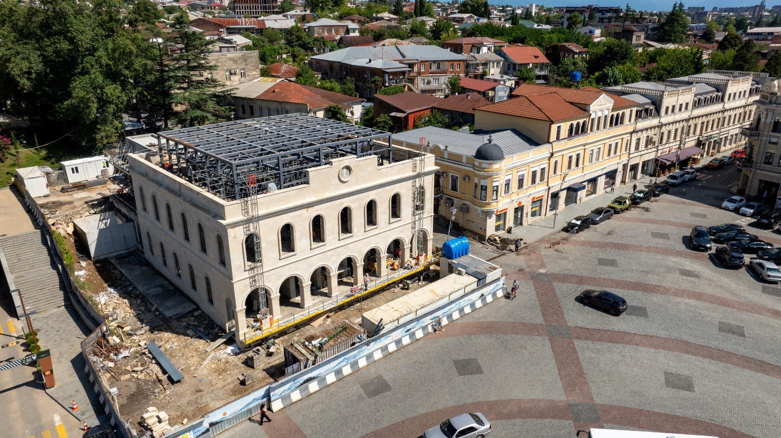 ქუთაისში მულტიფუნქციური საგამოფენო ცენტრის მშენებლობა მიმდინარეობს