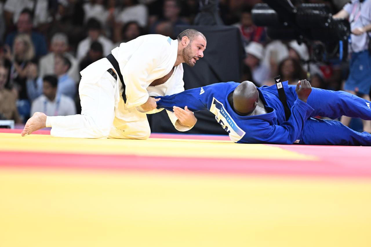 გურამ თუშიშვილი მეოთხედფინალში ტედი რინერთან დამარცხდა და დისკვალიფიკაცია მიიღო