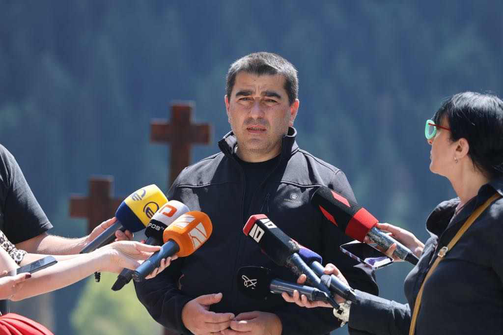 შალვა პაპუაშვილი - უცხოური დაფინანსებით წინასაარჩევნო აგიტაციის ეჭვი არსებობს და ვხედავთ, რომ რადიკალი პარტიები აწარმოებენ წინასაარჩევნო კამპანიას, იშვიათია ამაზე უხეში ფაქტები