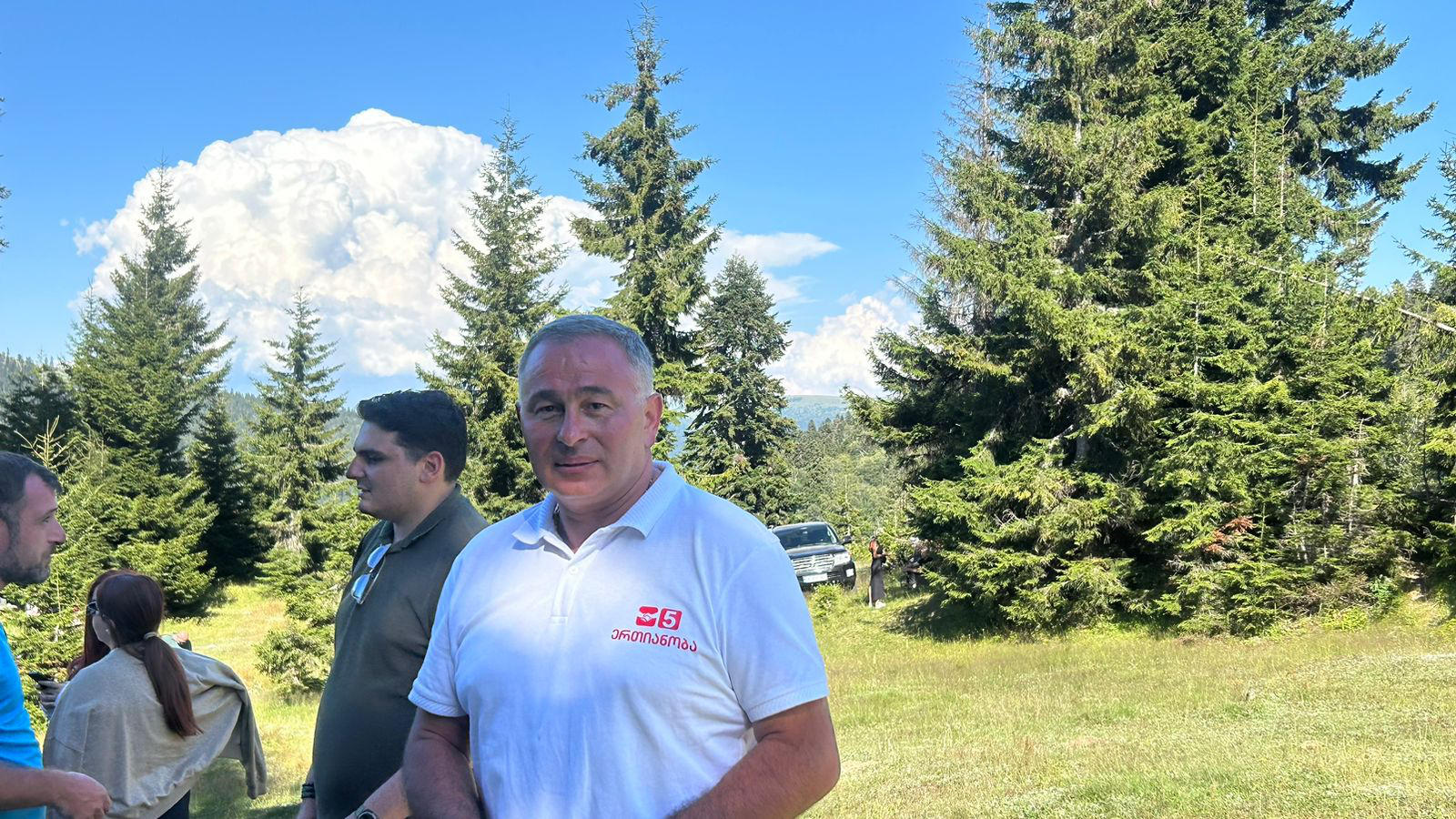 ელგუჯა ბაგრატიონი - ამოვედით ბეშუმში, რათა მოსახლეობას უდიდესი დღესასწაული მივულოცოთ