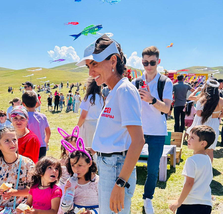 სოფო ჯაფარიძე - შუამთობის დღესასწაულს ვულოცავ საოცარ ადამიანებს, ხალხში ძალიან დიდი ერთსულოვნებაა და ყველა ვთანხმდებით, რომ 26 ოქტომბერს საქართველო აუცილებლად გაიმარჯვებს