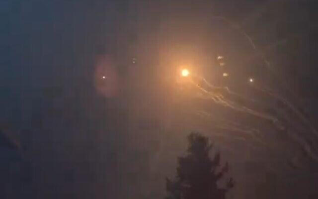 ლიბანიდან ისრაელის მიმართულებით მასიური სარაკეტო შეტევა განხორციელდა