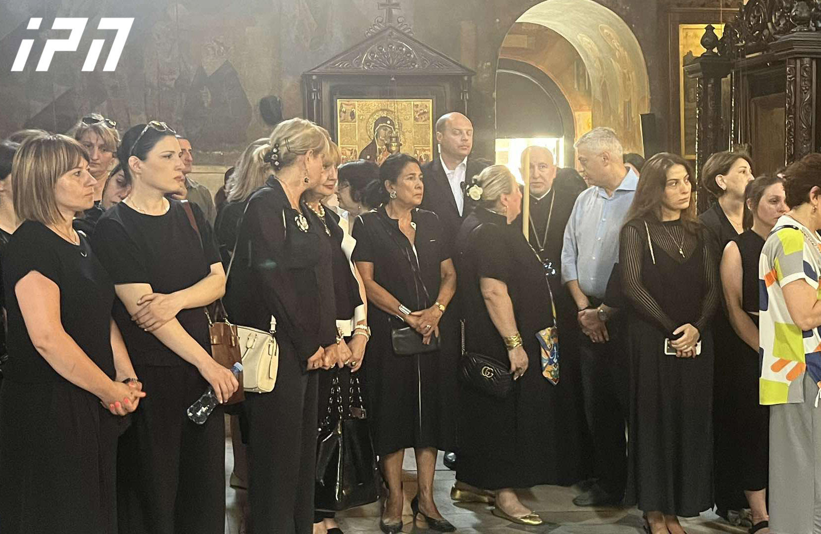თენგიზ ცერცვაძის სამოქალაქო პანაშვიდზე პრეზიდენტი მივიდა