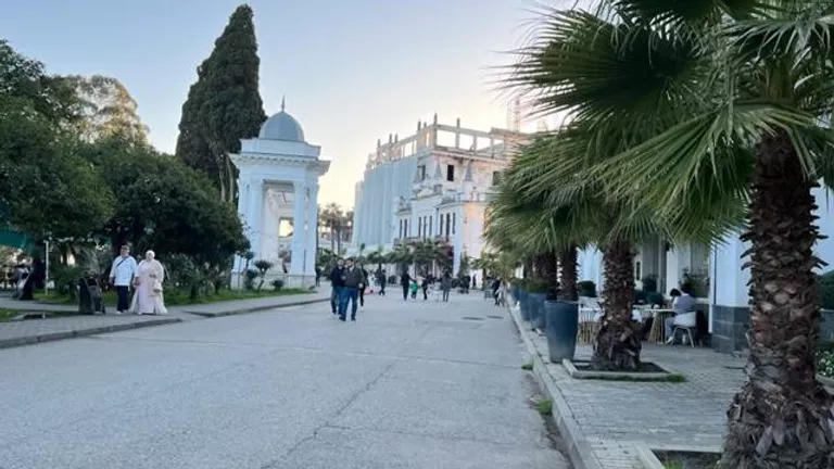 სერგეი შამბა აცხადებს, რომ ოჩამჩირეში რუსული სამხედრო-საზღვაო ბაზის გახსნა არ იგეგმება