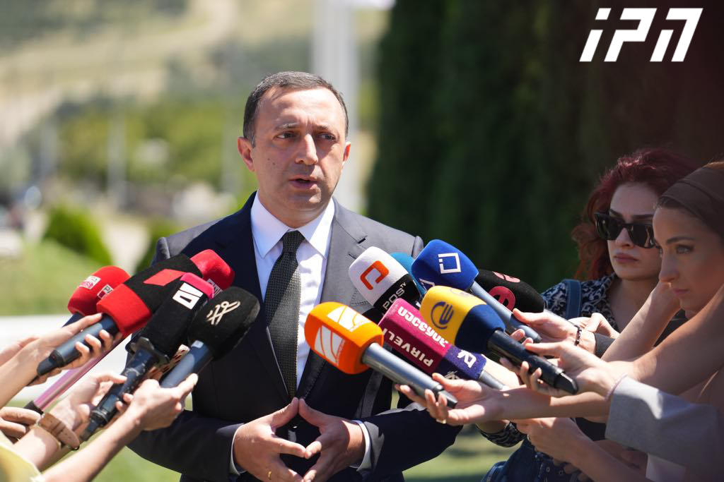 ირაკლი ღარიბაშვილი ევროპარლამენტის რეზოლუციაზე - ამას დავარქმევდი ჩვენი ქვეყნის შიდა საქმეებში თავხედურ ჩარევას - რომელ ქვეყანაში გინახავთ არჩევნებამდე ორი კვირით ასეთი უხეში, თავხედური ჩარევა საარჩევნო პროცესებში?