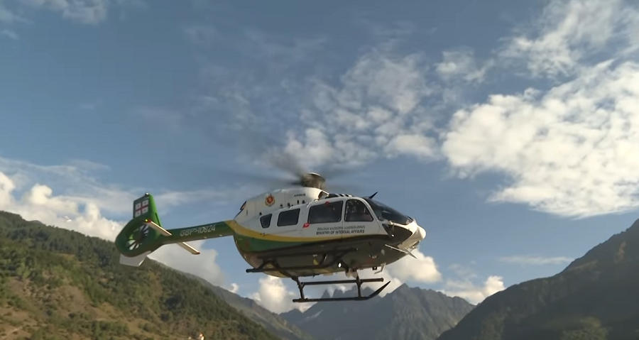 საგანგებო სიტუაციების მართვის სამსახურის ინფორმაციით, მწვერვალ შხელდაზე სავარაუდოდ, მეხის დაცემის შედეგად დაღუპული მთამსვლელის, არჩილ ბადრიაშვილის ძებნის სამუშაოები გრძელდება