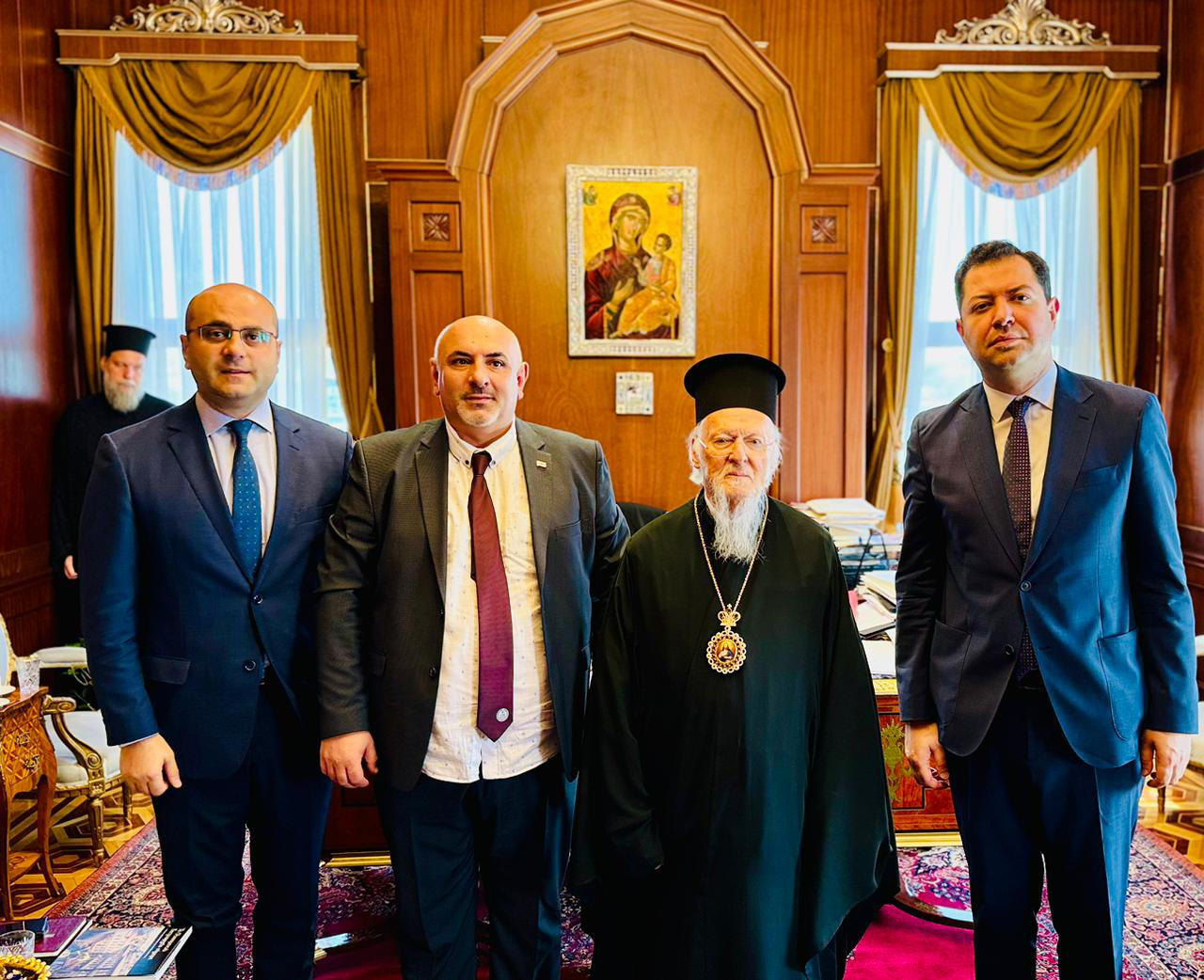 ათენის საერთაშორისო ბანაკის მონაწილე ახალგაზრდები მსოფლიო პატრიარქს შეხვდნენ