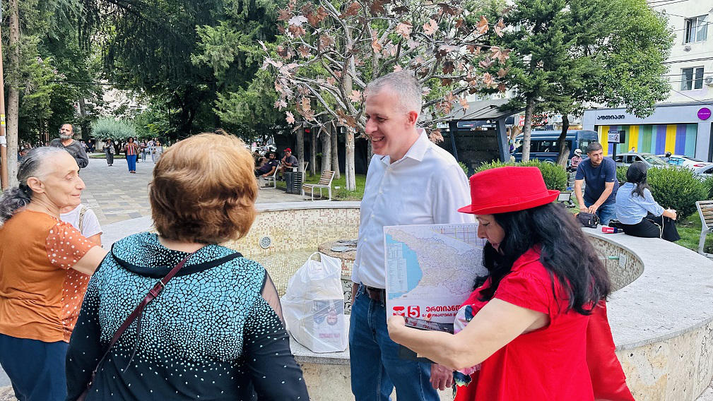 სერგო ჩიხლაძე - ხალხის განწყობა არის დადებითი, სურთ ცვლილებები და ერთადერთი დაკვეთა აქვთ ყველასთან, ერთიანობით, ერთად ვიდგეთ და ერთად გავიმარჯვოთ 26 ოქტომბერს