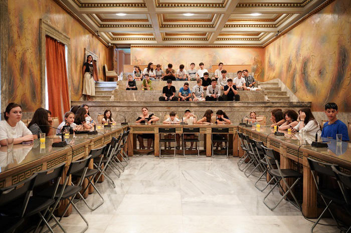 ათენის საერთაშორისო ბანაკის მონაწილეებთან შეხვედრა გაიმართა