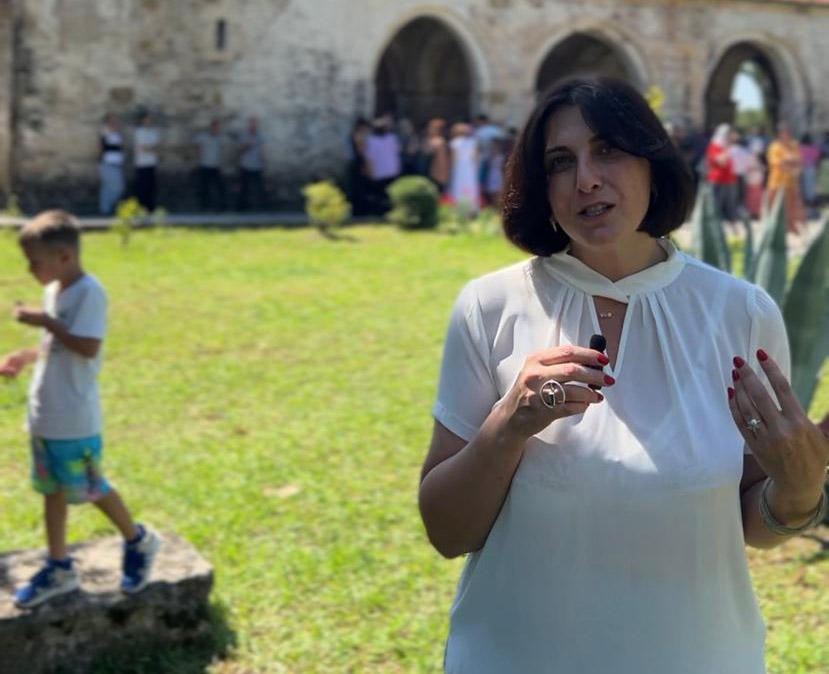 თამარ კორძაია - წალენჯიხიდან ვულოცავ საქართველოს ფერისცვალების დღესასწაულს