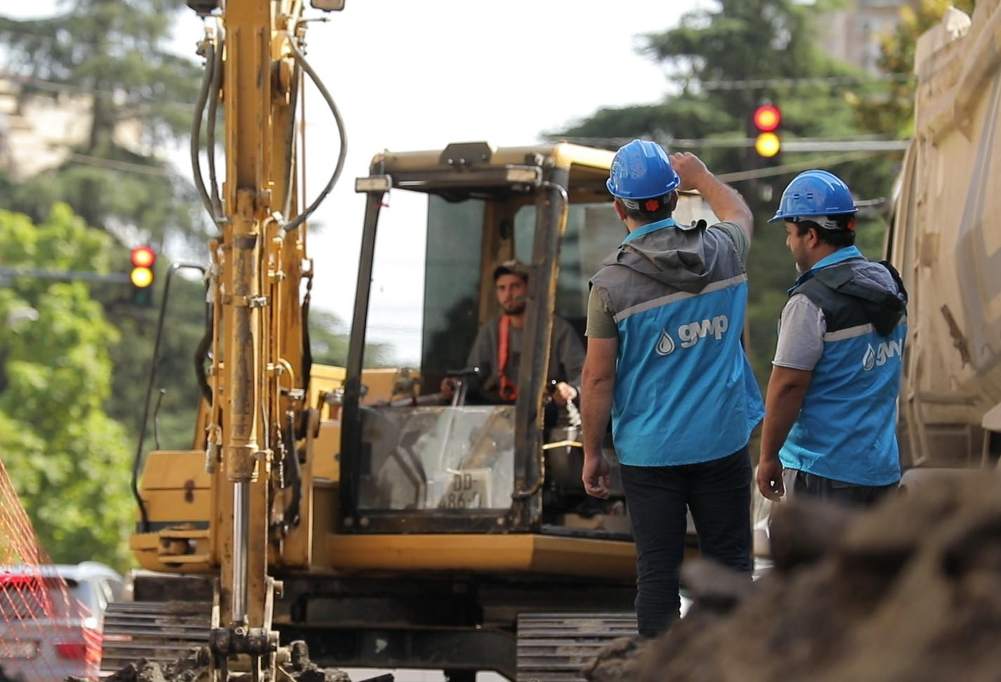 „ჯივიპი“ დიდ დიღომში, დემეტრე თავდადებულის ქუჩაზე წყალმომარაგების სისტემას აახლებს