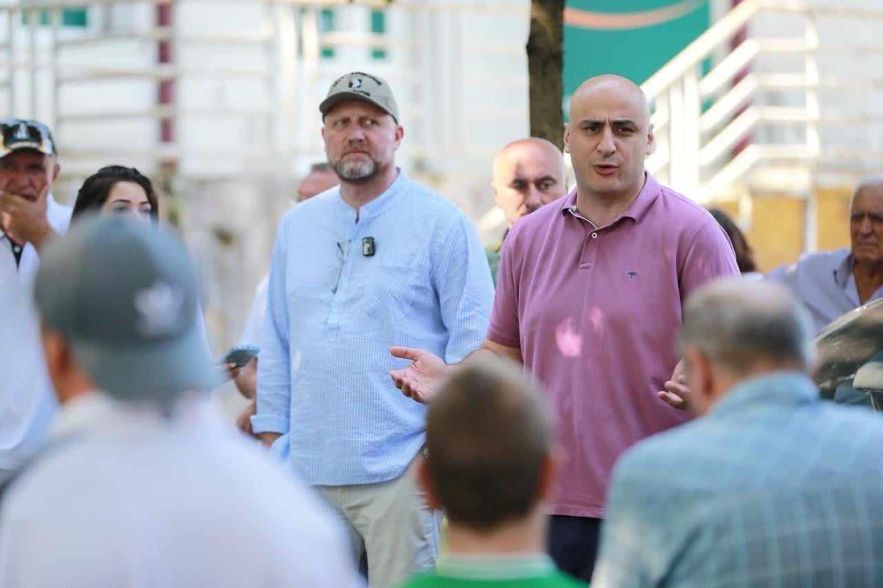 პოლიტიკური გაერთიანება „კოალიცია ცვლილებისთვის - გვარამია, მელია, გირჩი, დროას“ ლანჩხუთის ოფისი გაიხსნა