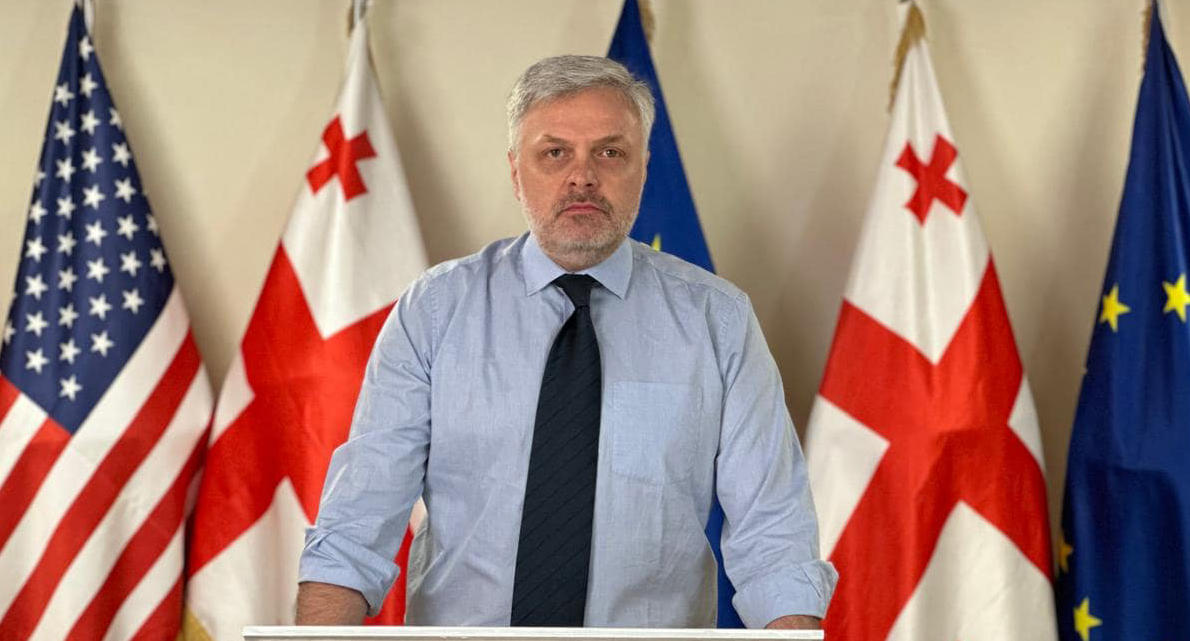 გიორგი ბარამიძე - მოღალატე „ხიხო“, 12 წელია „ნაციონალური მოძრაობის“ გაუქმებით რომ იმუქრები, ვის გგონია, რომ შეაშინებ? - 26 ოქტომბერს ხმების 2/3-ს კი არა, ქართველი ხალხისგან დიდ პანღურს მიიღებ!