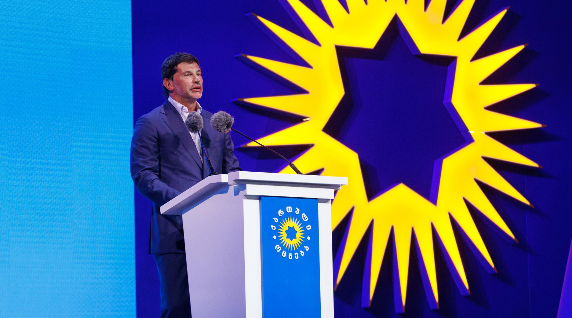 კახა კალაძე - არანაირი ხელისუფლება არ ღირს საიმისოდ, საკუთარი ქვეყნის ღალატის ფასად მიიღო უცხო ძალებისგან ხელშეუხებლობის გარანტია - „ქართული ოცნება” იყო და რჩება საქართველოს ინტერესების ერთგული