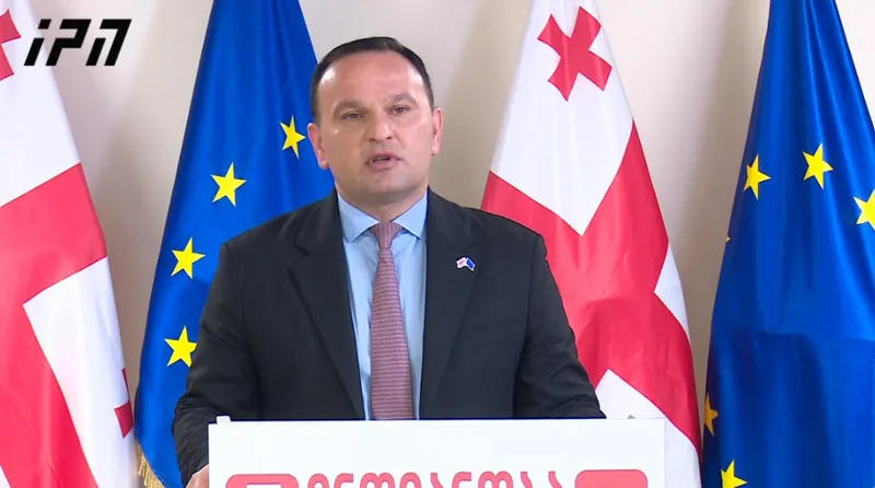 პაატა მანჯგალაძე - „ქართული ოცნების“ პატრიოტიზმი არის ოქსიმორონი, როგორც ხის რკინა არ არსებობს, ისე არ არსებობს პატრიოტი „ქოცი“- 26 ოქტომბერს ივანიშვილს გავუშვებთ პოლიტიკურ პენსიაზე