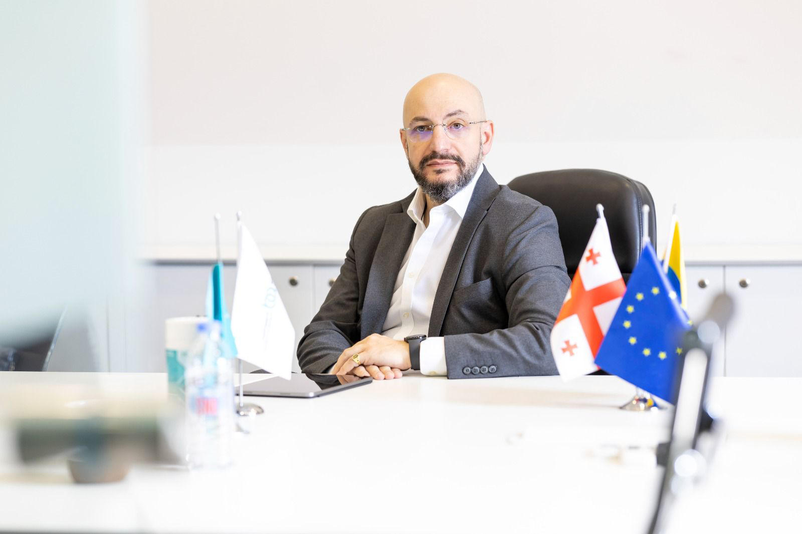 საბანკო ასოციაცია - რუსული ფულადი გზავნილების სისტემა Zolotaya Korona-ს კავშირი რომელიმე სანქცირებულ პირთან არ დასტურდება, შედეგად, მისი მომსახურება სრულად აღდგენილია