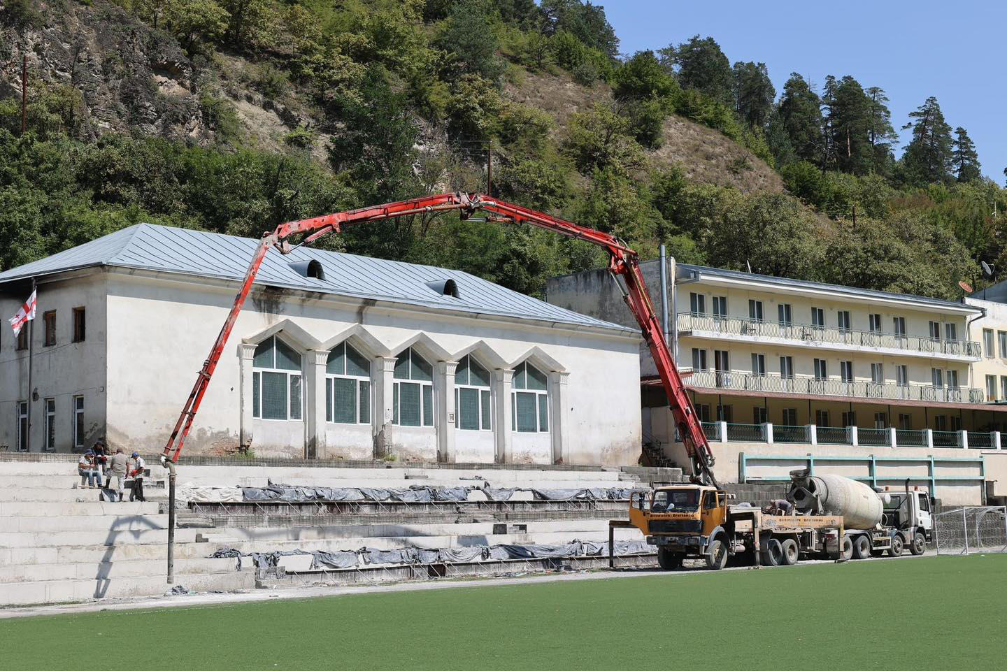 ბორჯომში, ჯემალ ზეინკლიშვილის სახელობის ცენტრალური სტადიონის რეაბილიტაცია აქტიურ ფაზაშია