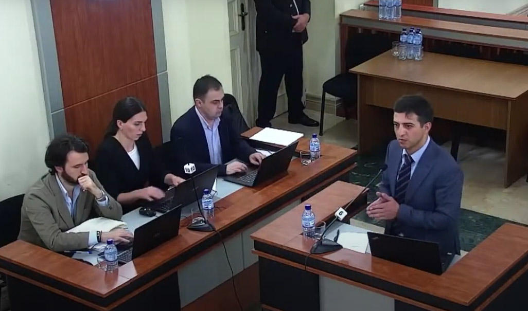 IDFI-ის წარმომადგენლის განცხადებით, „უცხოური გავლენის გამჭვირვალობის შესახებ“ კანონის მიღების შემდეგ სამსახურიდან რვა თანამშრომელი წავიდა