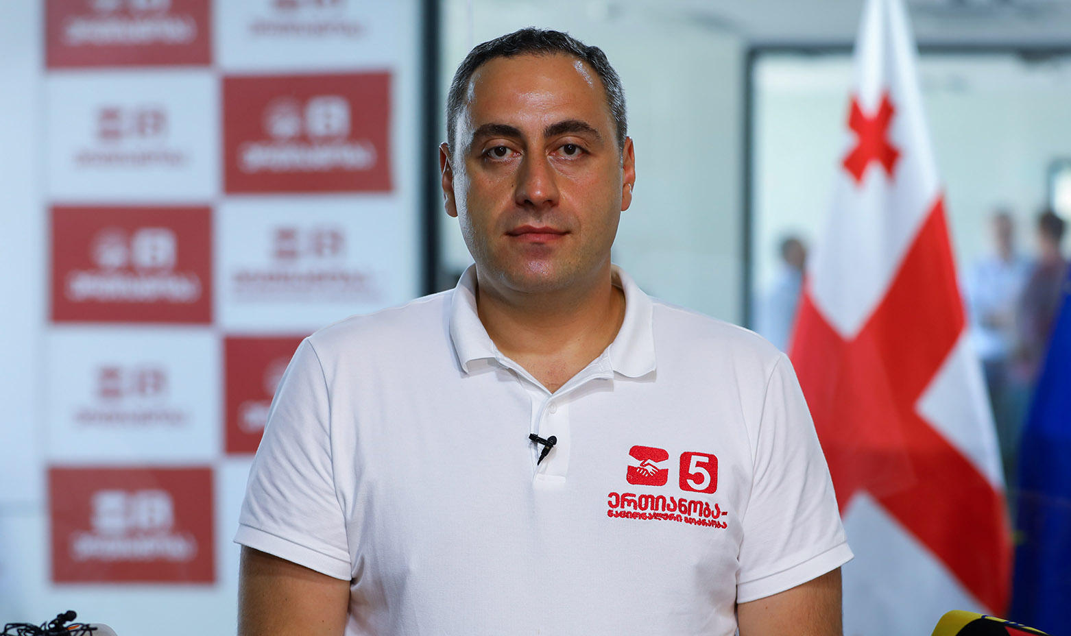 გიორგი ვაშაძე - კობახიძის გამოსვლა იყო სიტყვების რახა-რუხი - ასე იქცევიან ადამიანები, რომლებსაც იმის ღირსებაც კი არ შერჩენიათ, რომ ქვეყნის ინტერესები დაიცვან - ის გაკოტრებული პოლიტიკური ძალის პრემიერ-მინისტრია