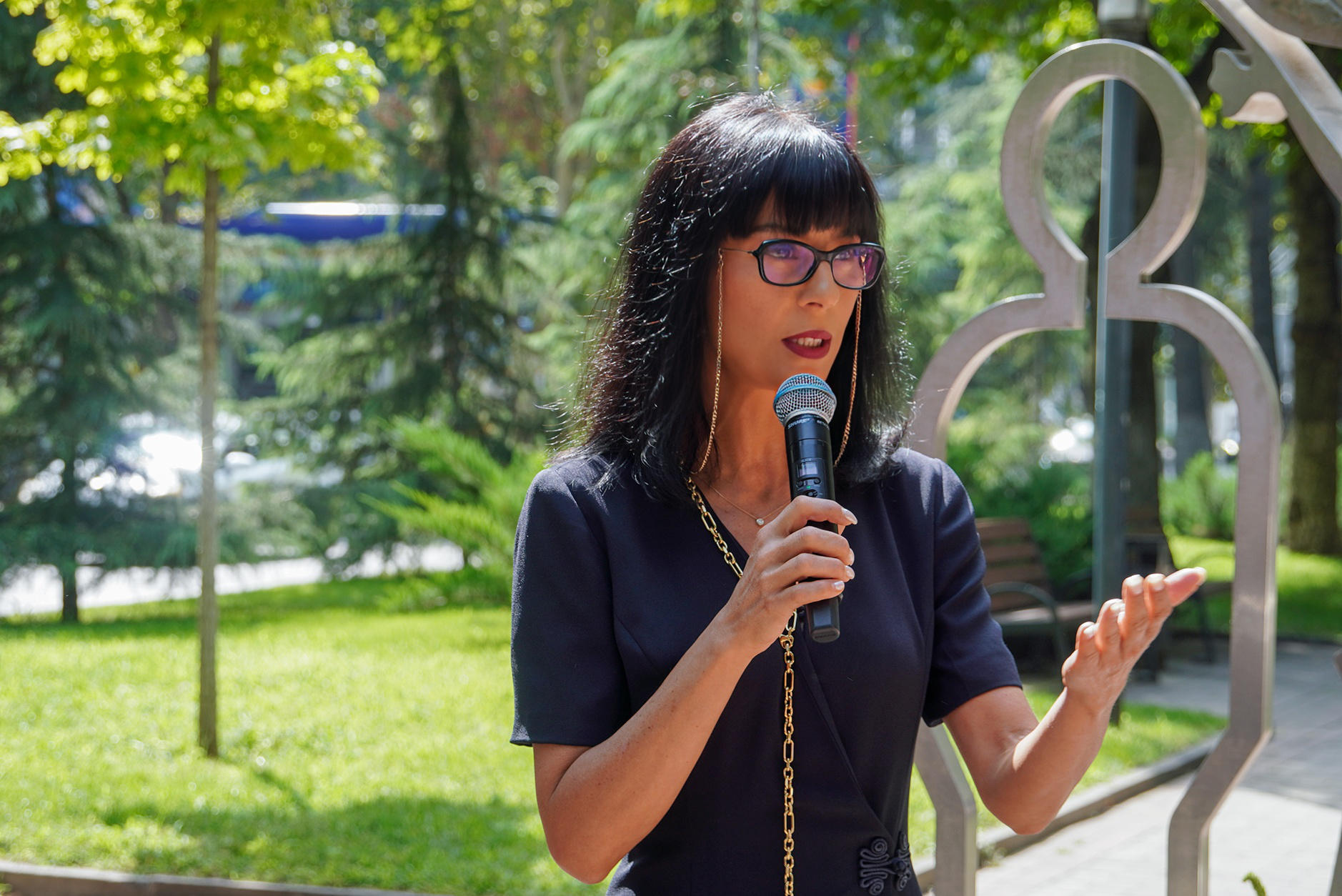 სახელმწიფო მინისტრმა თეა ახვლედიანმა უგზო-უკვლოდ დაკარგულთა საერთაშორისო დღისადმი მიძღვნილი ღონისძიება გახსნა