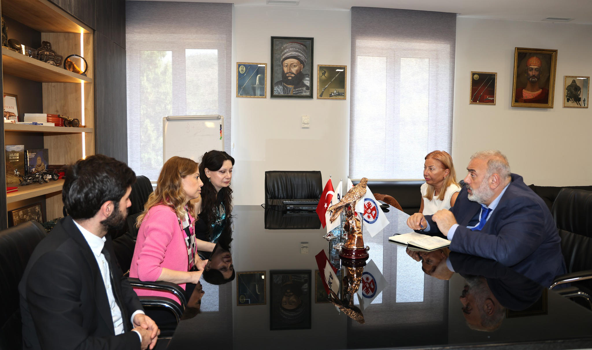 კობა კობალაძემ TIKA-ს თბილისის საკოორდინაციო ოფისის ხელმძღვანელთან გამოსამშვიდობებელი შეხვედრა გამართა