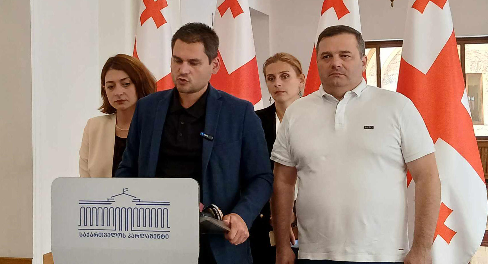 „გახარია საქართველოსთვის“ - „ოცნებამ“ პროცედურული მანიპულაციებით არ მოგვცა საშუალება, მხარი დაგვეჭირა იმ კანონპროექტებისთვის, რომლებიც დაკავშირებულია ბაღებსა და სკოლებში ბავშვების პროპაგანდისგან დაცვასთან