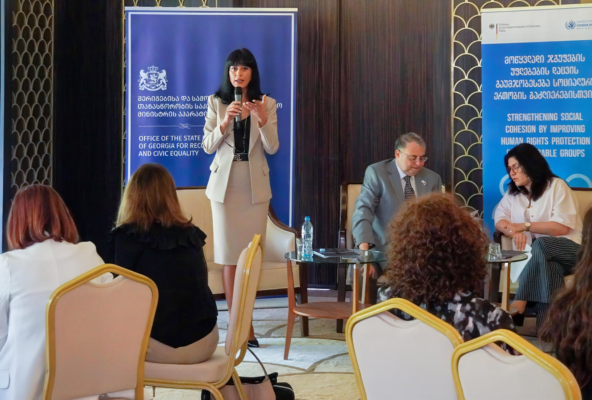 თეა ახვლედიანმა „სამოქალაქო ინტეგრაციის სკოლა" გახსნა და ახალგაზრდებს ეთნიკური უმცირესობებით დასახლებული რეგიონებიდან სიტყვით მიმართა