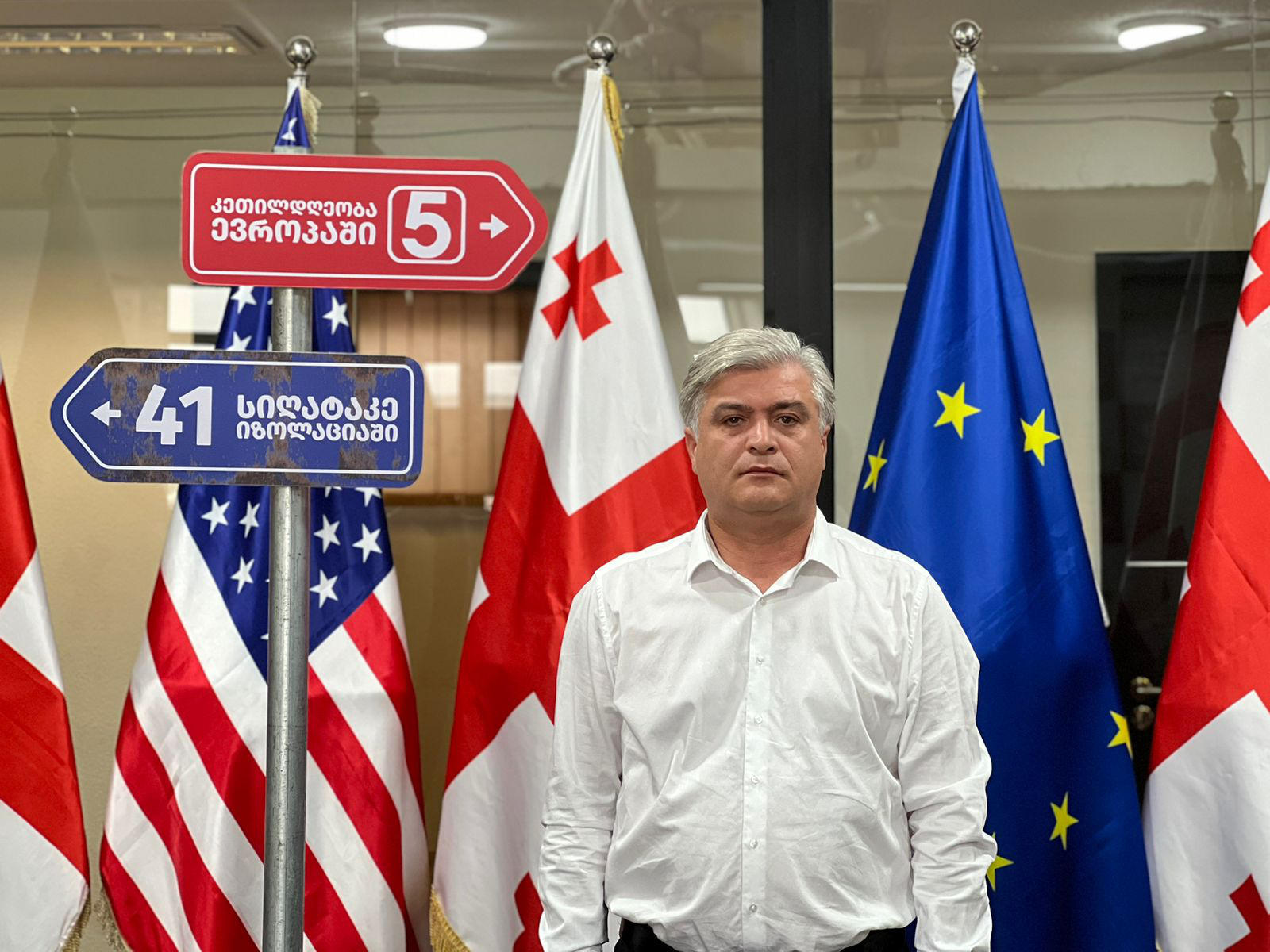 ზურა ზაბახიძე - სახლთან, ქუჩაში, ორი ახალგაზრდა დამხვდა, მომმართეს სახელით და მითხრეს, რომ აქტიურ პოლიტიკურ ცხოვრებას შევშვებოდი, თორემ შედეგები არ დააყოვნებდა