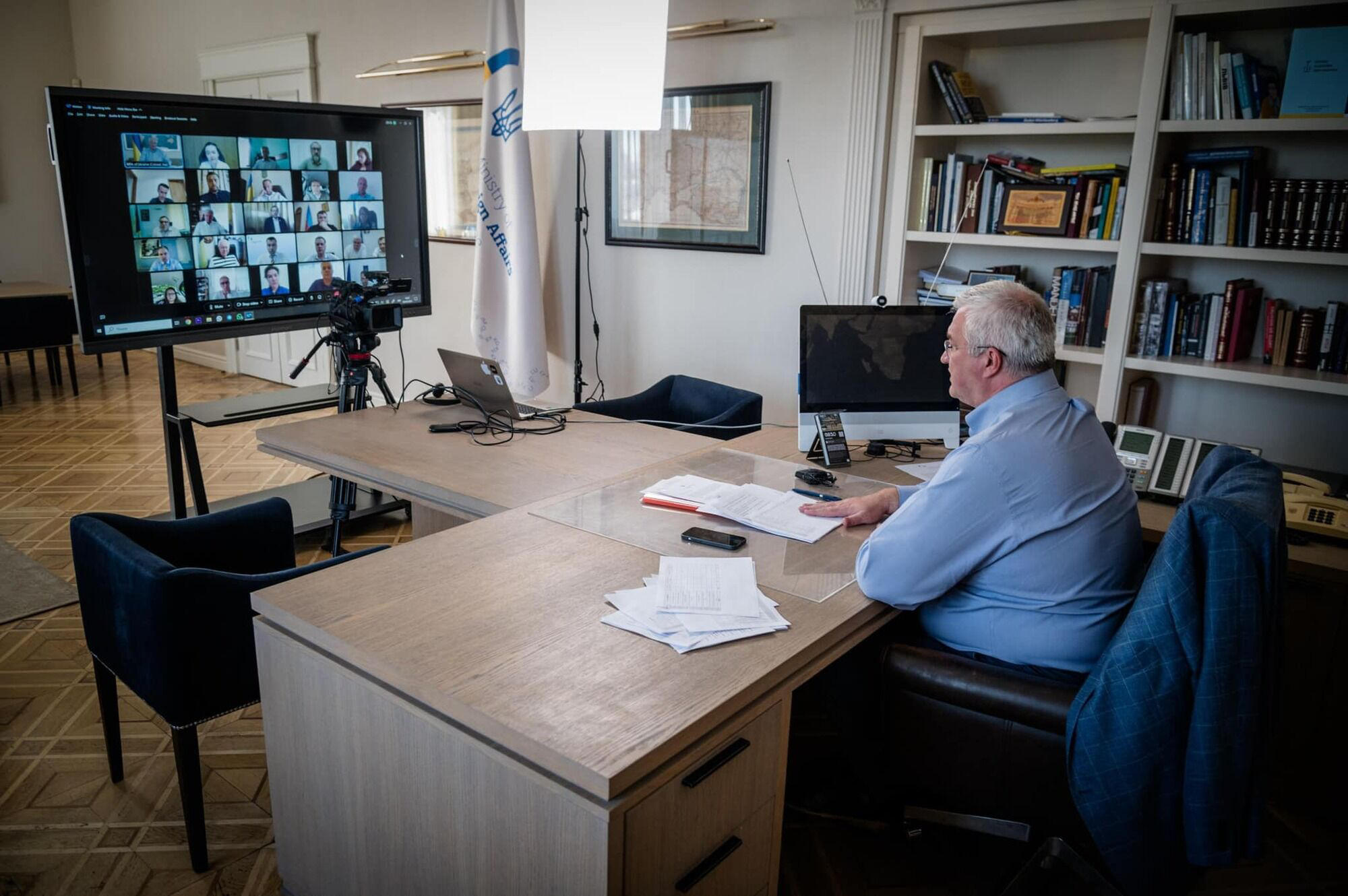 უკრაინის საგარეო  საქმეთა მინისტრმა საქართველოში უკრაინის საქმეთა დროებითი რწმუნებულის გაწვევის გადაწყვეტილება მიიღო