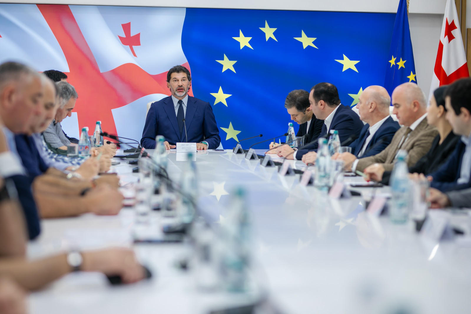 კახა კალაძის განცხადებით, ავარიული მრავალბინიანი სახლების ჩანაცვლების პროგრამის ფარგლებში პირველი პროექტი დასრულდა