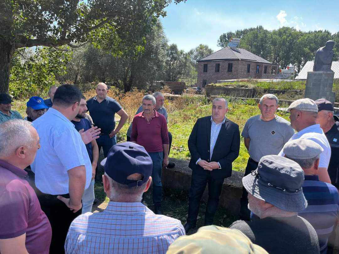 „ქართული ოცნება - დემოკრატიული საქართველო“ წინასაარჩევნო შეხვედრებს  ახალქალაქის მუნიციპალიტეტის სოფლებში  მართავს