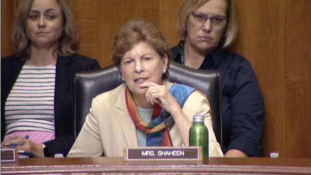 სენატორი ჯინ შაჰინი - პრემიერ-მინისტრთან შეხვედრის შემდეგ, ძალიან გაწბილებული დავრჩი - წინ ვერ წავალთ, ვერ მოვნახავთ გზებს საქართველოს მხარდასაჭერად, თუ მის მთავრობას არ ექნება მზაობა, მოლაპარაკებებში ჩაერთოს