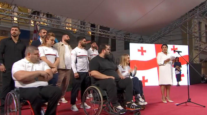 პრეზიდენტი - წელს ევროპიდან მივიღეთ სერიოზული შედეგი და დიდი იმედი - ფეხბურთელებმა პირდაპირ ევროპაში შეგვიყვანეს, ოლიმპიელებმა და პარალიმპიელებმა საქართველო ევროპის შუაგულში, პარიზში სერიოზულ მეტოქედ წარმოაჩინეს